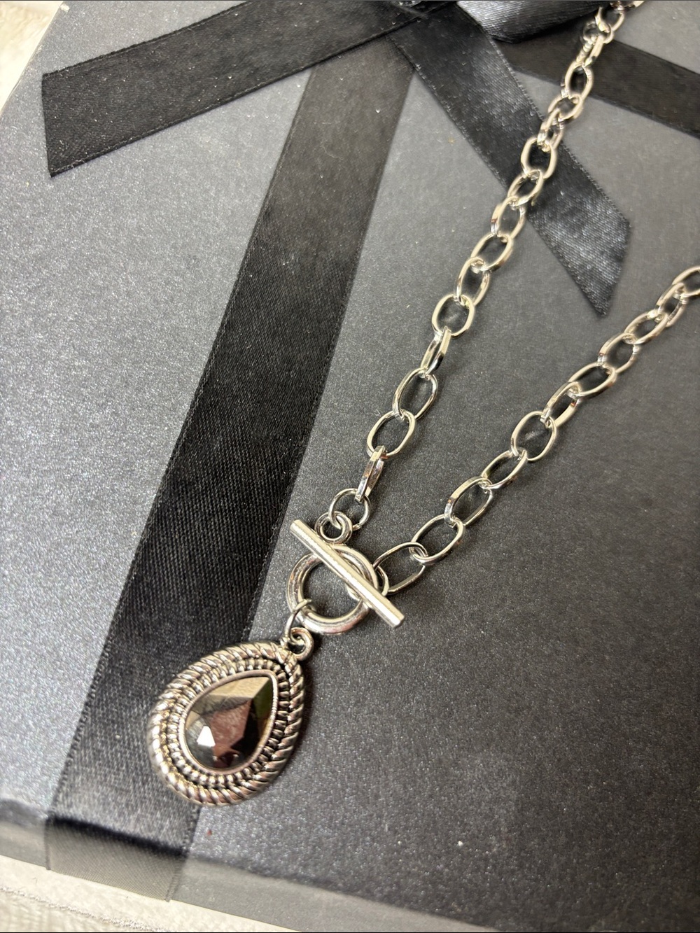 Silvertone Toggle 18” Necklace